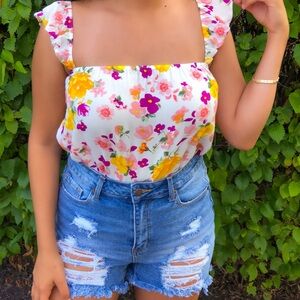 Blue Blush White Floral Square-Neck Ruffle Strap Tank